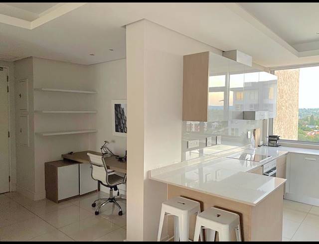 2 BEDROOM APARTMENT FOR SALE IN SANDOWN